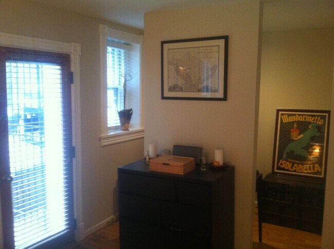 Master bedroom alcove/office annex (pic. from previous tenant) - 1504 P Street NW