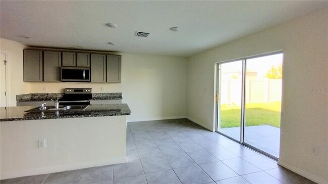 Foto del edificio - 16702 Carlton Pond St