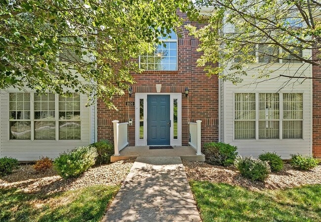 Main Floor Condo Unit - 1609 Forest Springs Ln