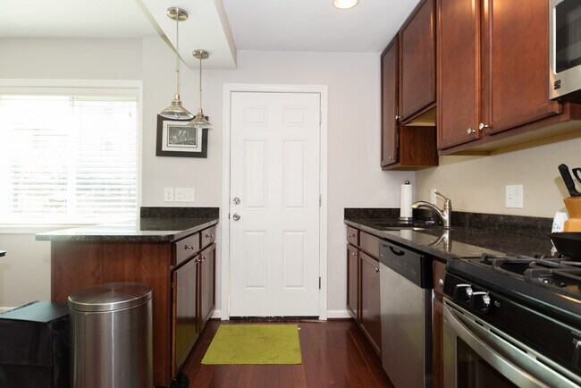 Foto del edificio - 2346 14th St NE