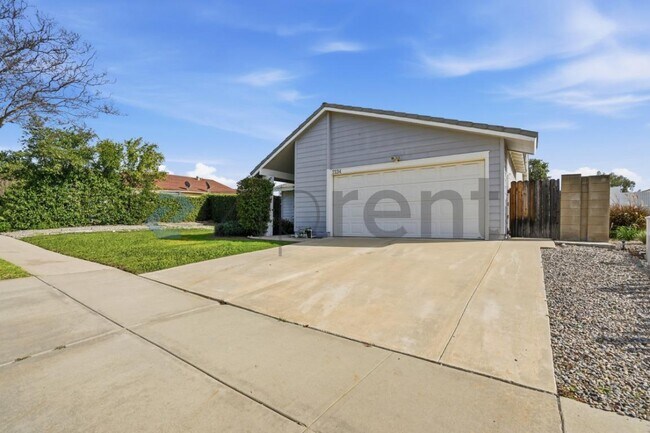 Foto del edificio - 2134 Latham St