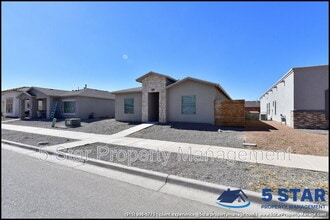 Building Photo - 4825 Mark Avizo