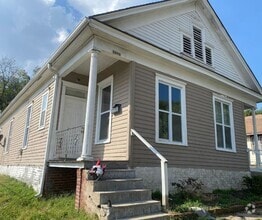 Building Photo - 1402 Prospect Ave