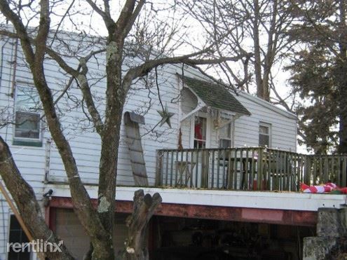 Primary Photo - 73 Hamilton St