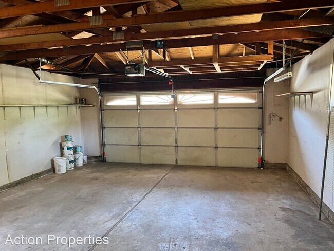 Foto del edificio - 3 br, 2 bath House - 4595 Patterson