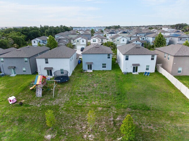 Building Photo - 4BR For Rent - Riverview