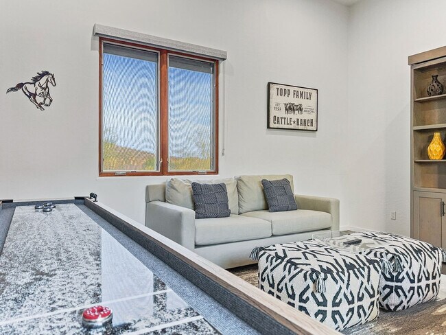 Foto del edificio - 14559 E Charter Oak Dr