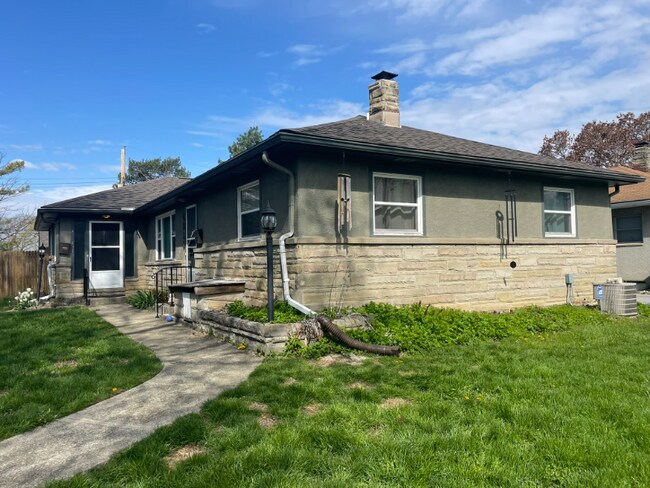 Building Photo - 4919 Fuller Dr