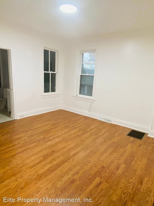 Building Photo - 1 br, 1 bath House - 557 Pennsylvania Ave....