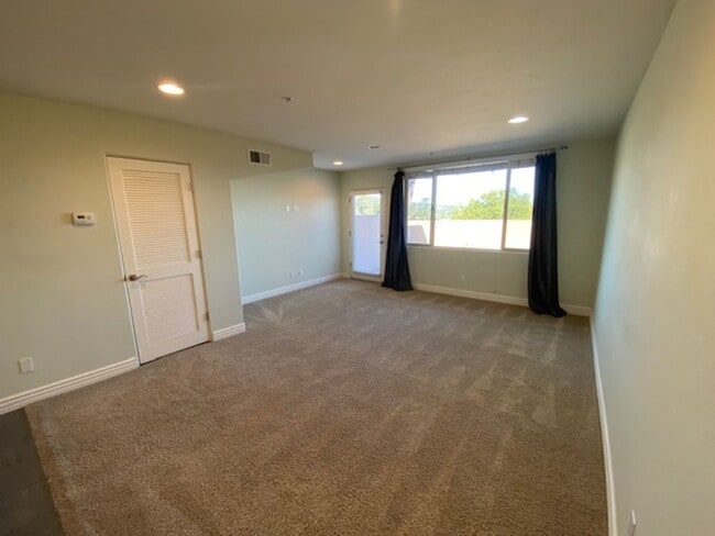 Building Photo - 172 Mar Vista Dr