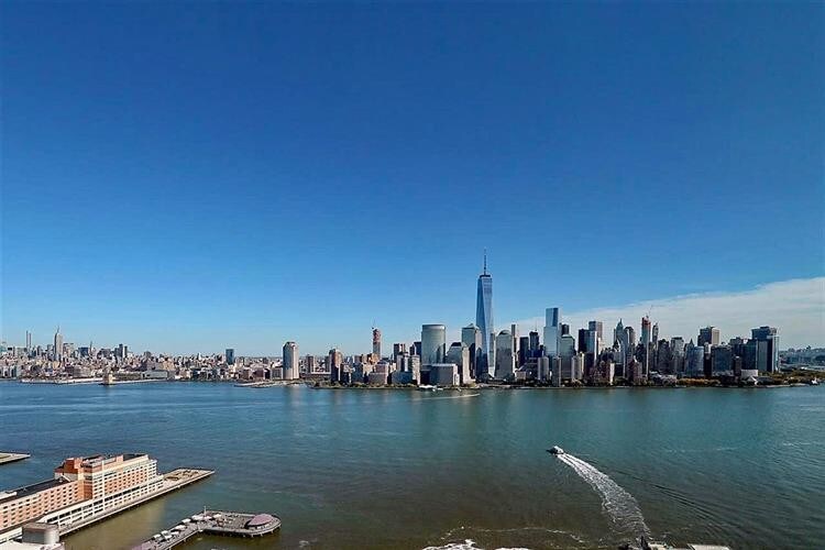 Foto principal - 77 Hudson St