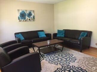 Building Photo - 524 Ranch Dr