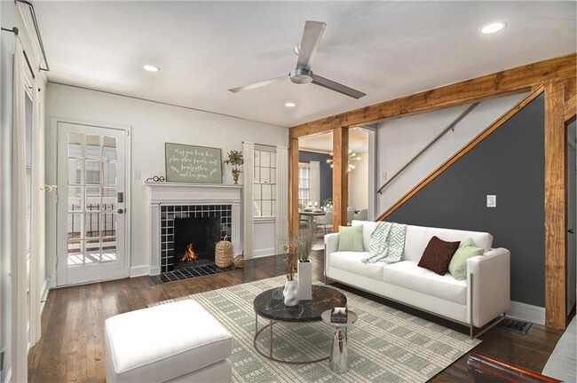Foto del edificio - 1547 Melrose Dr SW