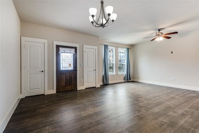 Foto del edificio - 223 Belleville Dr