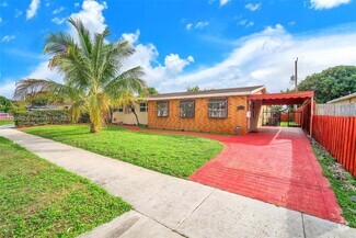 Building Photo - 1270 NW 174th St