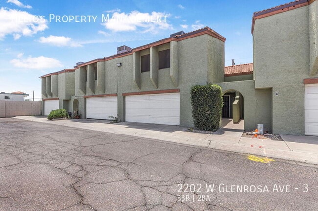 Photo - 2202 W Glenrosa Ave Apartment