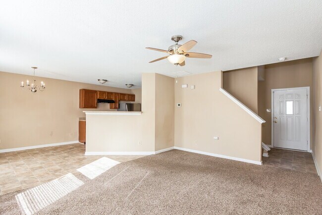 Foto del edificio - 834 Littleton Dr