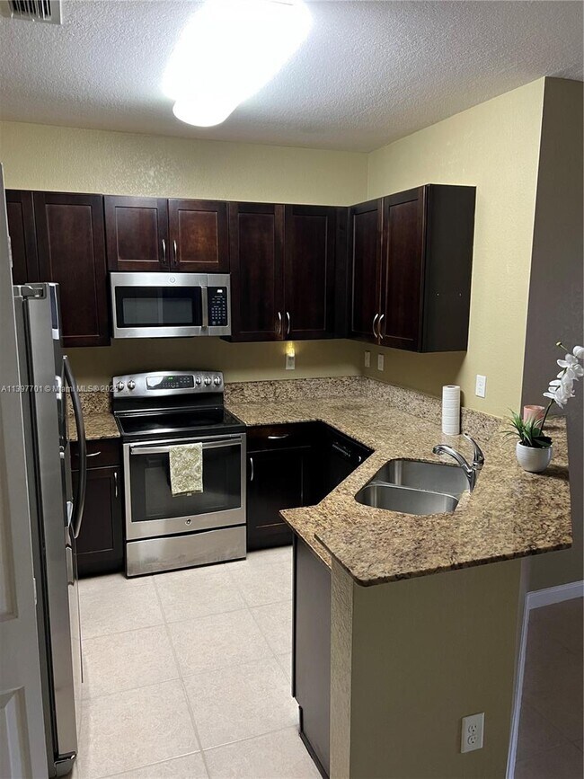 Foto del edificio - 14140 SW 275th St