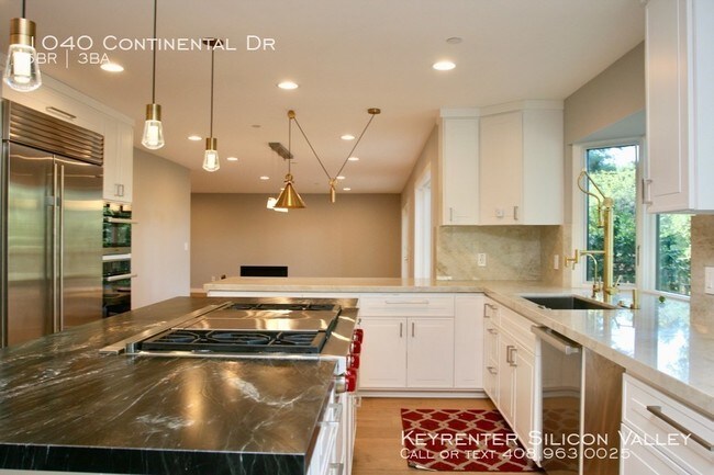 Building Photo - 1040 Continental Dr