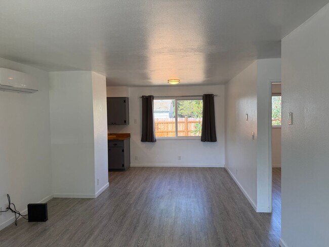 Foto del edificio - 214 N 55th St