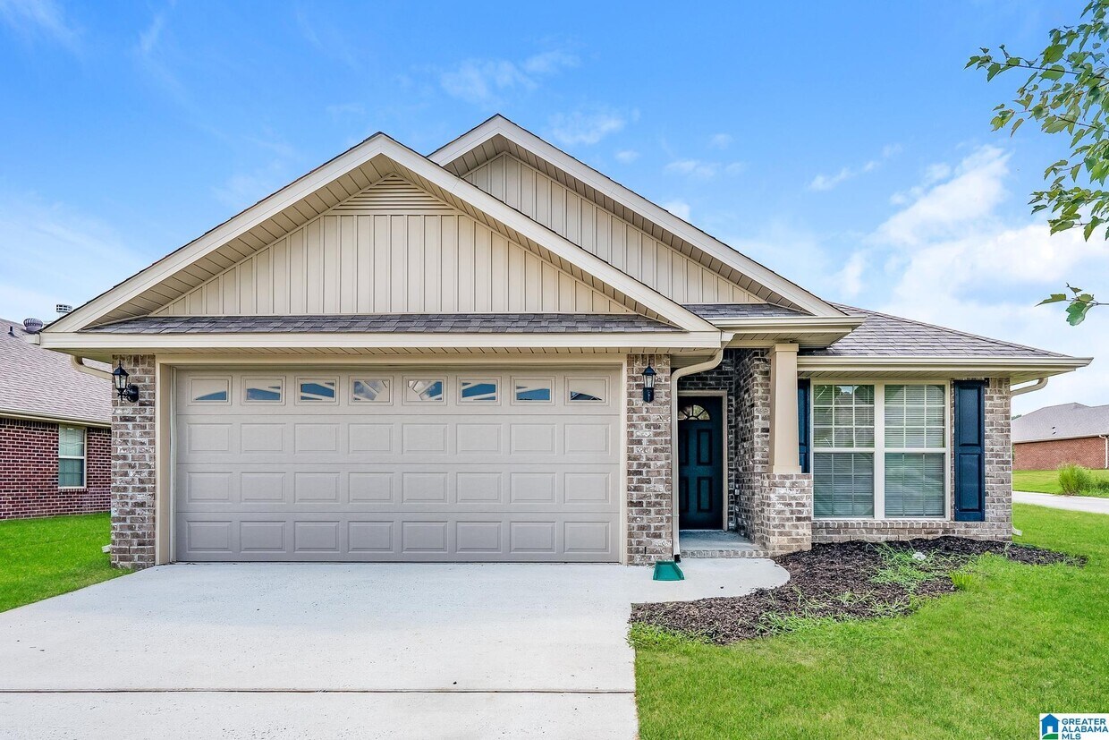 Foto principal - 1065 Clover Ave