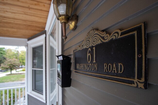 Foto del edificio - 61 Washington Rd