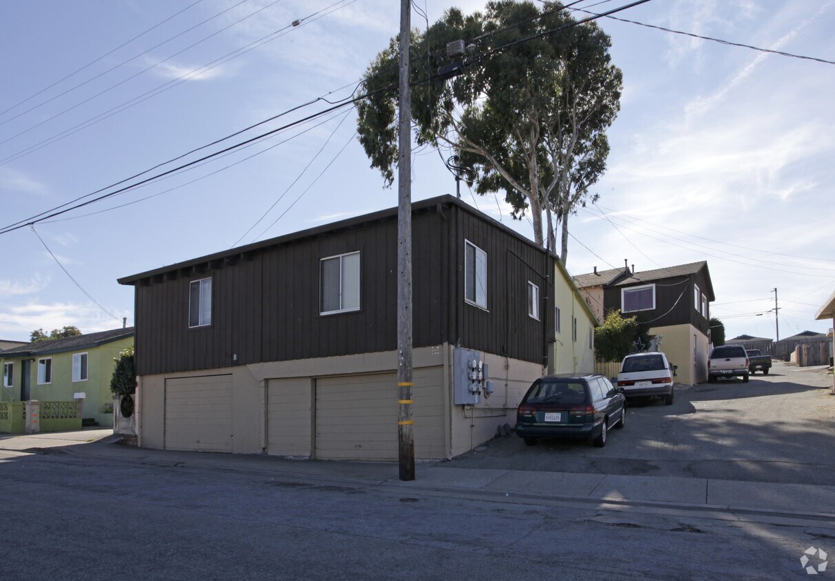 Building Photo - 1486 Fremont Blvd