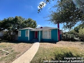 Building Photo - 816 Shadwell Dr