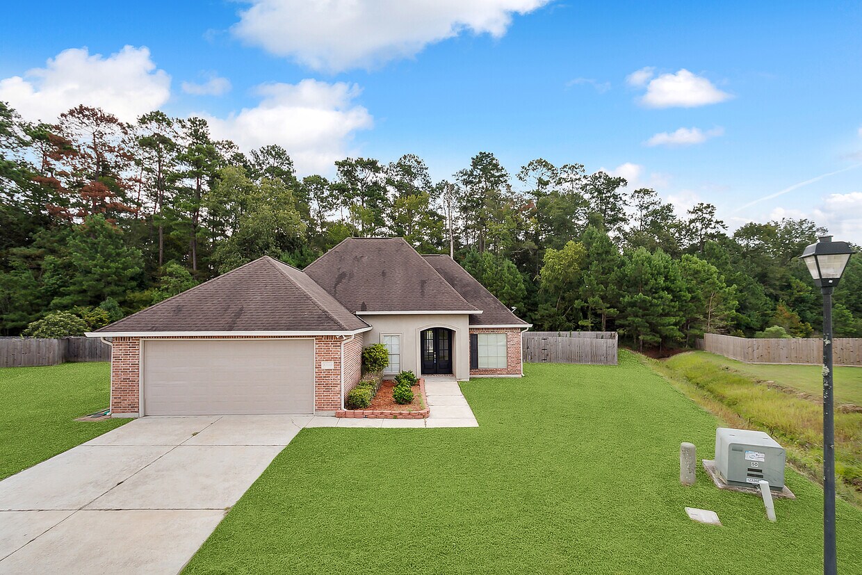 Foto principal - 42010 Red Maple St