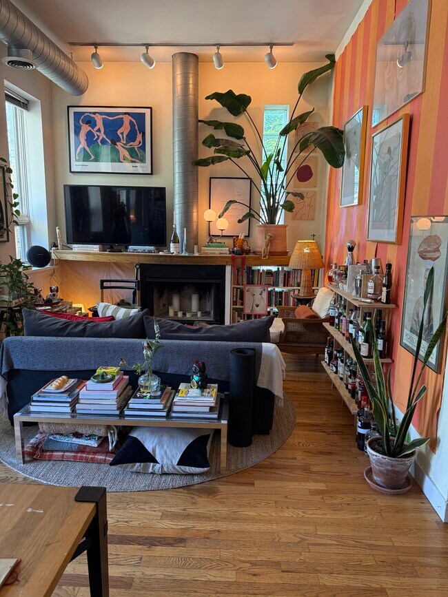Current living room - 1906 N Hermitage Ave