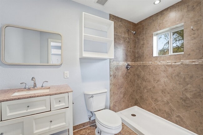 Foto del edificio - 7301 Avenue K Ave