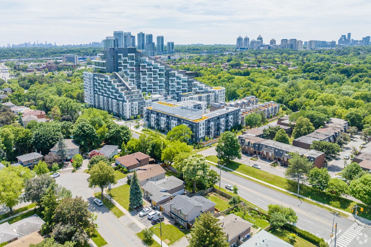 30 Okra Tomar Cres, Toronto, ON M2J 0G9 Apartments 30 Okra Tomar Cres