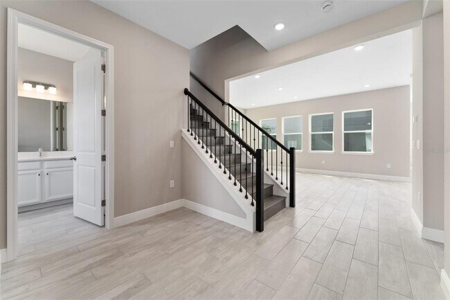 Foto del edificio - 13254 McMillan Dr