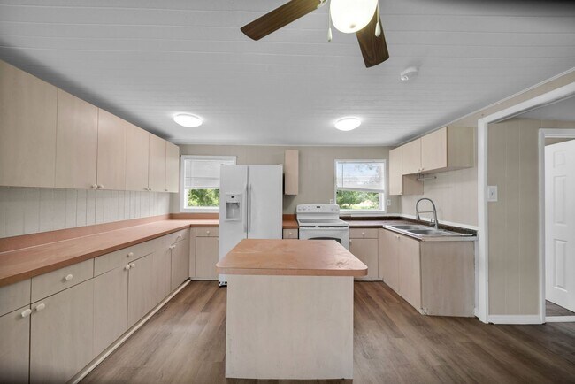 Foto del edificio - 2950 Packinghouse Rd