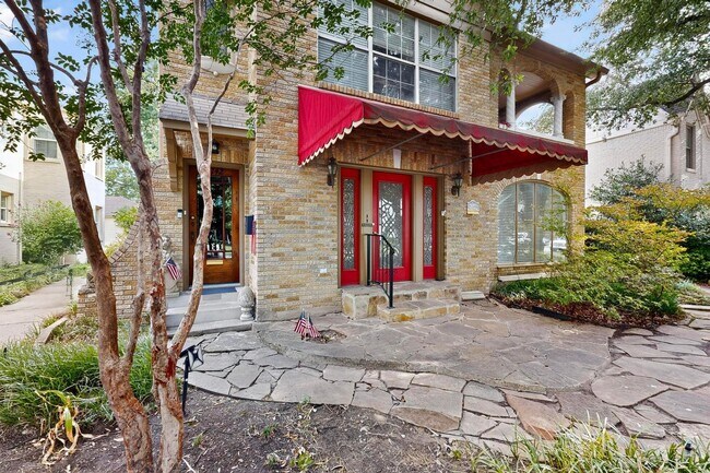 Foto del edificio - Charming 1930’s Highland Park Duplex