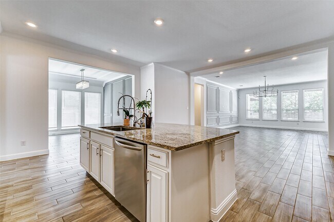 Building Photo - 29527 Huntswood Trail Ln