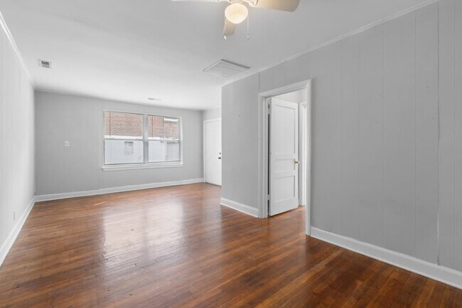 Foto del edificio - 932 33rd Ave N