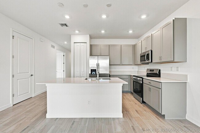 Foto del edificio - 3640 Spanish Cedar Pl