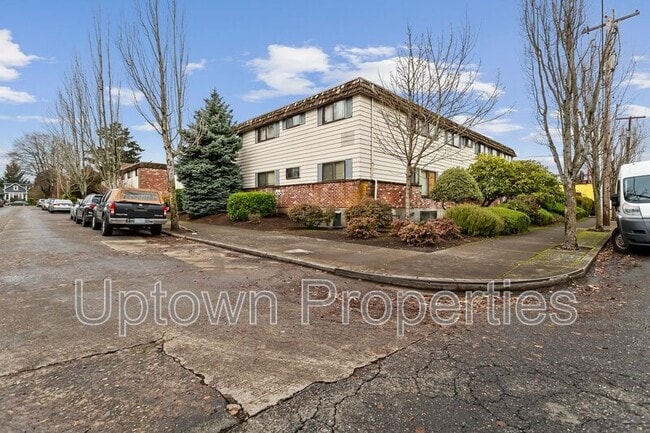 Foto del edificio - 8063 NE Flanders St