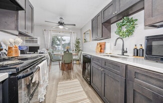 Building Photo - Heather Glen Townhomes