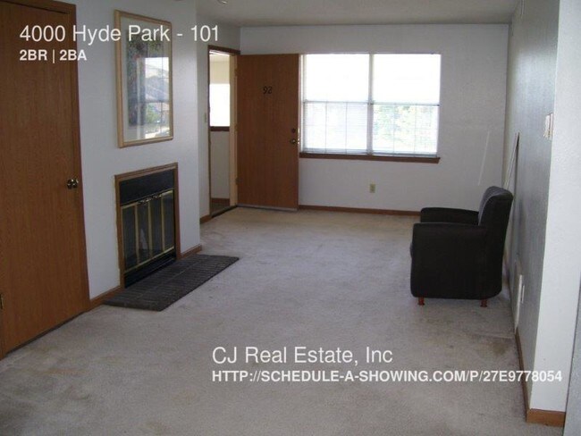 Foto del edificio - 4000 Hyde Park Ave