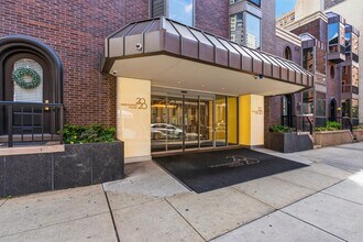 Building Photo - 2020 Walnut St