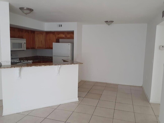 Foto del edificio - 1401 Village Blvd