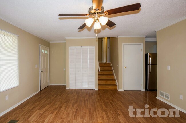 Foto del edificio - 6 Forestgrove Ct