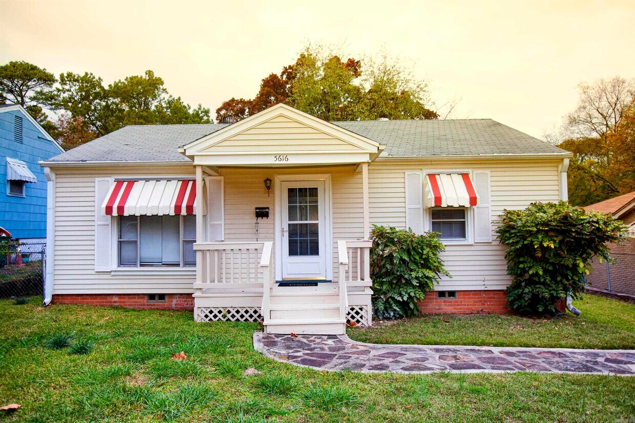 Primary Photo - 5616 C St