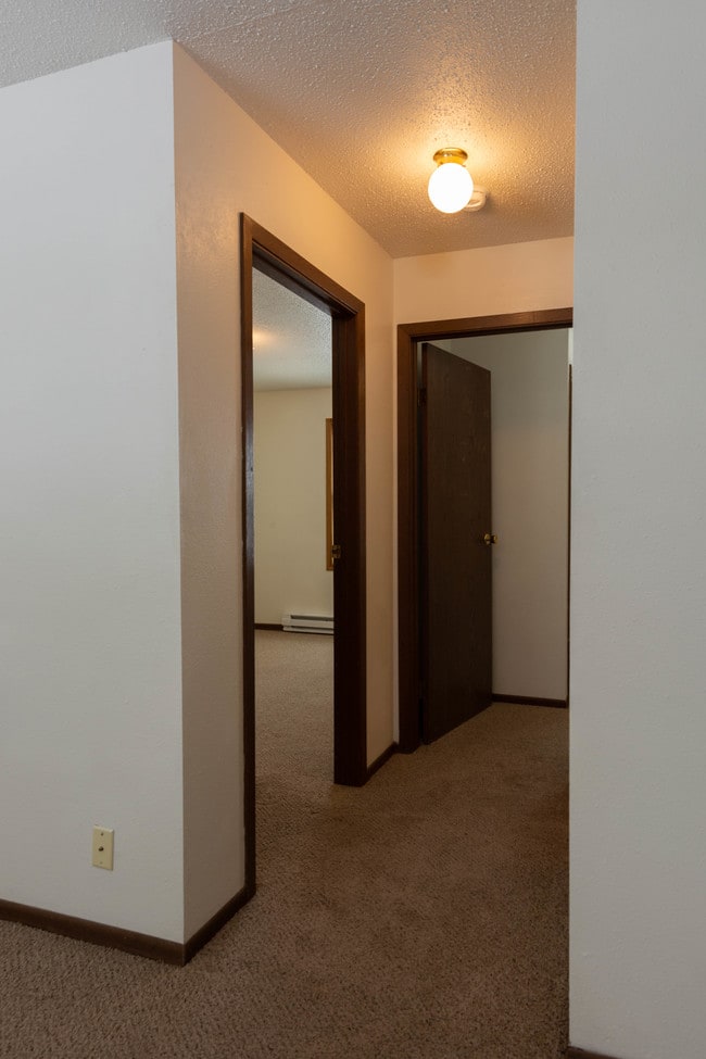 Pleasant Valley Apartments Apartments Dickinson, ND