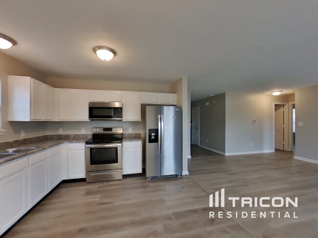 Foto del edificio - 1010 Maple Run Dr