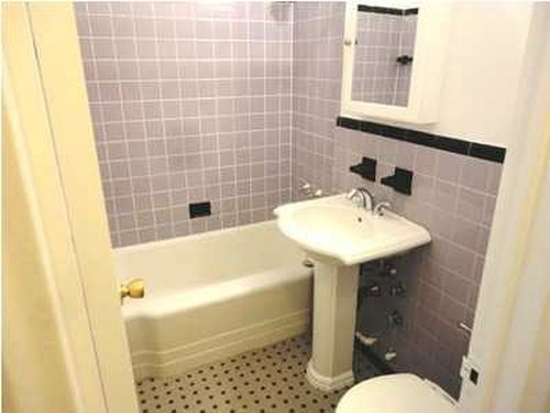 Foto del edificio - 227 E 46th St