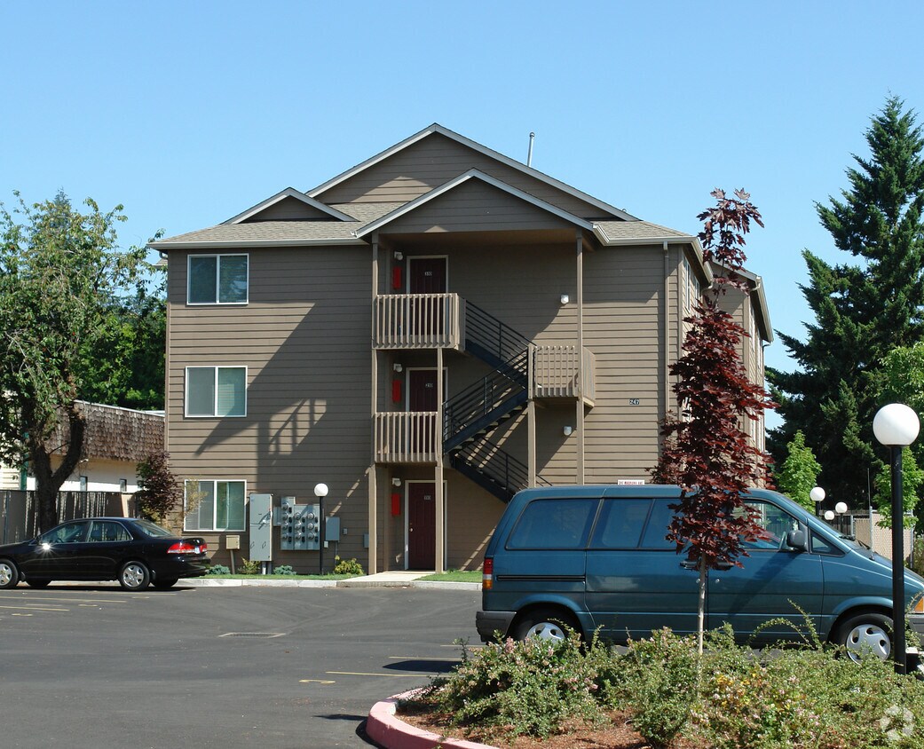 Primary Photo - 247 Madrona Ave