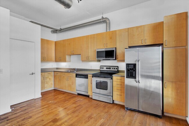 Foto del edificio - 7301 E 3rd Ave